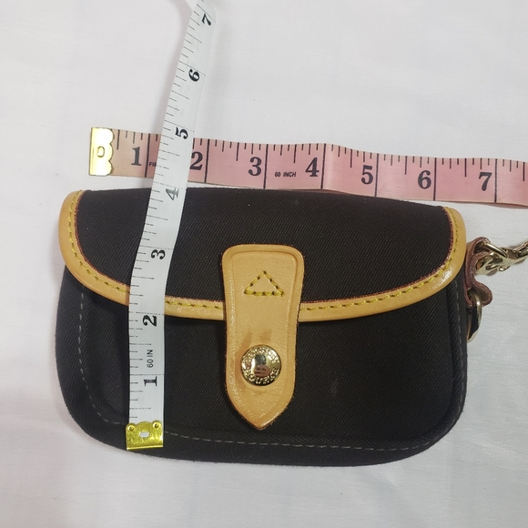 Dooney & Bourke Wristlet - Picture 4 of 10